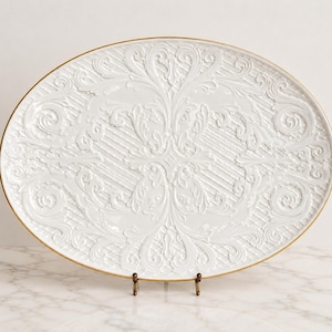 Vintage Lenox ovale ovale Servierplatte / Servierplatte von Lenox: 16 ""Elfenbein Porzellan mit Goldrand" Bild 1