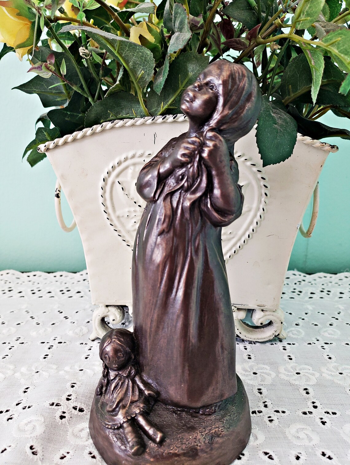 Coldcast Bronze HEREDITIES Figurine Menton Manor Range GIRL Etsy