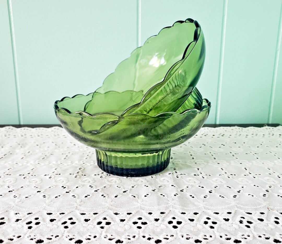 E O BRODY Vintage Hunter Green Glass Bowls, Set of 2, Nostalgic