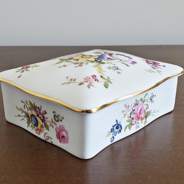 HAMMERSLEY Vintage Porcelain Cigarette Box, Jewelry Box, Keepsake Box, English Fine Bone China, circa 1970s, Collectible, Gift idea