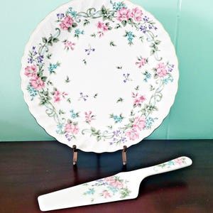 Vintage feine Porzellan Tortenplatte und Pfannenwender Set - Made in Japan für Federated Kaufladen - einzigartige Geschenkidee - Shintz Blumen Muster