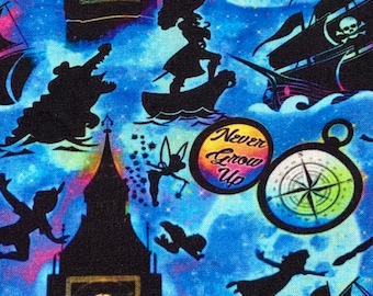Tela de algodón 100 % de Peter Pan de Disney, corte en cuartos anchos, Campanilla, País de Nunca Jamás, gancho, Tic Toc, collage