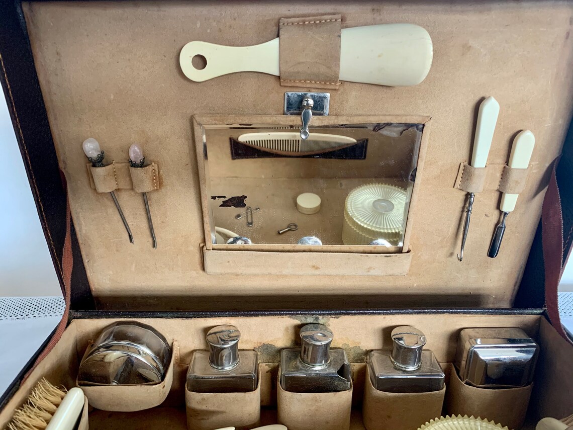 osprey vanity case