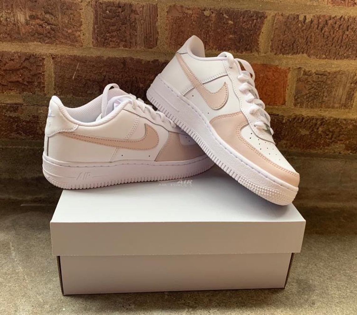 nike nude air