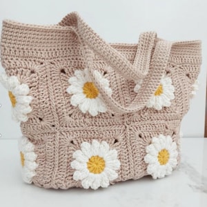 Crochet Daisy Granny Square Tote Bag: Handmade Boho Purse