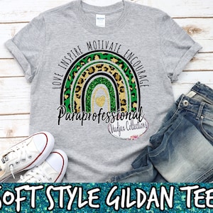Paraprofessional, Green and Gold Rainbow, Teacher Shirt, Gift Idea, Back to School, Teacher Aide Shirt, Short-Sleeve Unisex T-Shirt