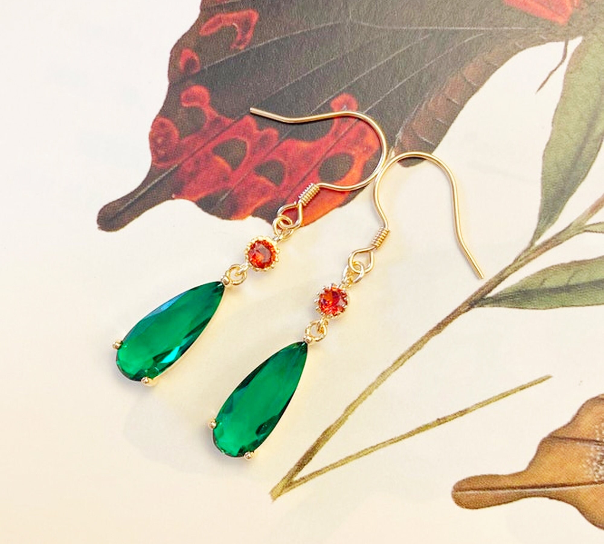Howl Jewelry Set Howls Earrings and Necklace Gold Necklace  Etsy