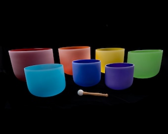 Set di 7 ciotole tibetane in cristallo di quarzo satinato colorato - 6''-12'' - 432Hz con sacchetti viola