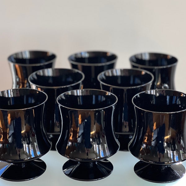 Hand Blow Glasses Seneca Glass Company 1970s “Fashionables” Low Water Goblet Vintage Set of 8 Black Elegant Drinking Glasses