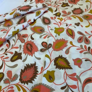 Vintage Clarion Textile Corp 1960s Stylised Floral Paisley Cotton Fabric One Yard
