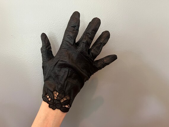 Vintage Black Kid Leather Gloves with Cutwork at … - image 8