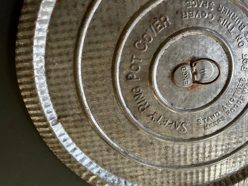 EKCO Safety Ring Pot Cover 1940s Kitchen Gadget Vintage Textured Metal