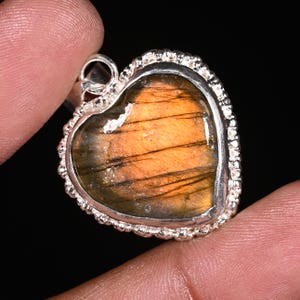 Labradorite Pendant 925 Sterling Silver Pendant Labradorite Gemstone Pendant Handmade Pendant Jewelry Labradorite Jewelry Gift For Her