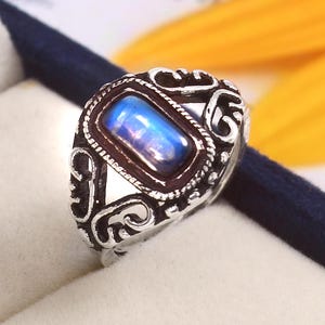 Rainbow Moonstone Ring, 925 Sterling Silver Ring Radiant Shape Designer Silver Ring Natural Rainbow Moonstone Ring Engagement Ring Gift Her
