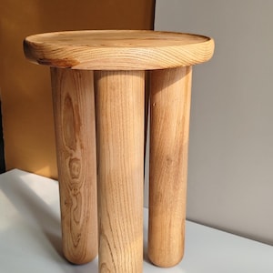 Taburete/Mesa auxiliar de madera maciza de castaño, estilo bohemio, tamaños personalizados disponibles.