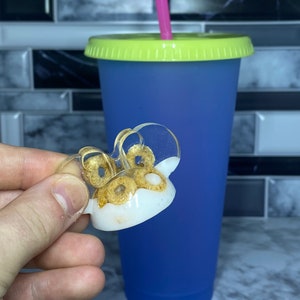 Straw Topper