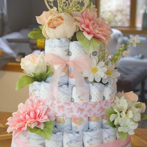 Baby in Bloom diaper cake