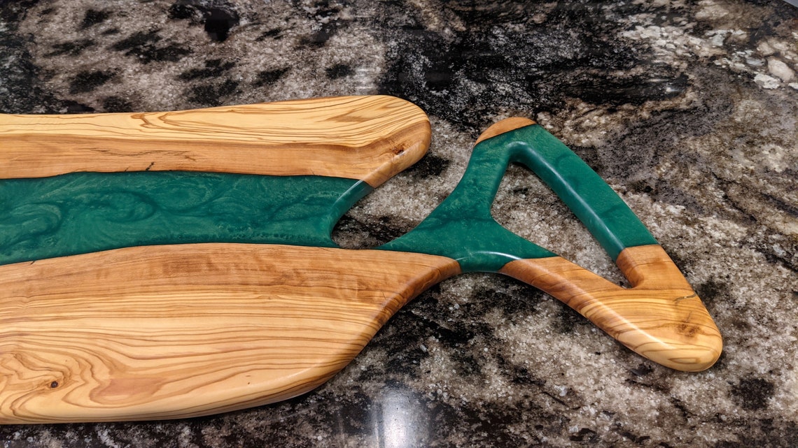 Grüne Neid Olivewood Serving Board | Etsy