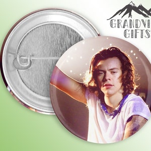 Harry Styles 1.5&quot; pinback button, Harry in concert!