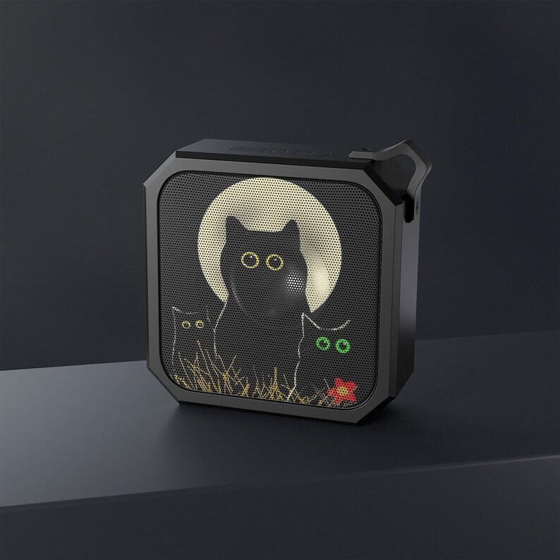 Night Cats Blackwater Outdoor Bluetooth Speaker Night Cats Blackwater Outdoor Bluetooth Speaker