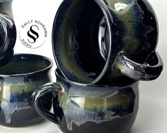 Handmade 28-30 oz Pottery Chowder Bowl: Midnight Horizon Soup Mug