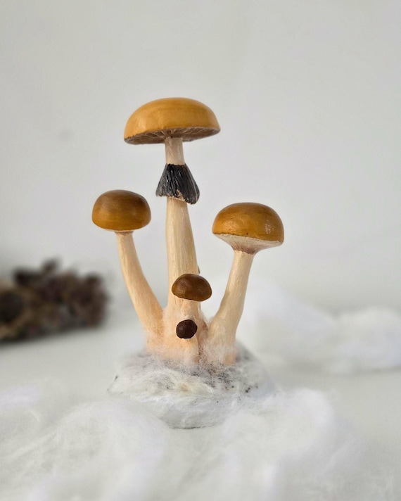 Psilocybe mushrooms lover gift Magic awake mushrooms figurine Golden teachers Magic mushrooms hanging ornaments Psypilocybine fungi figurine