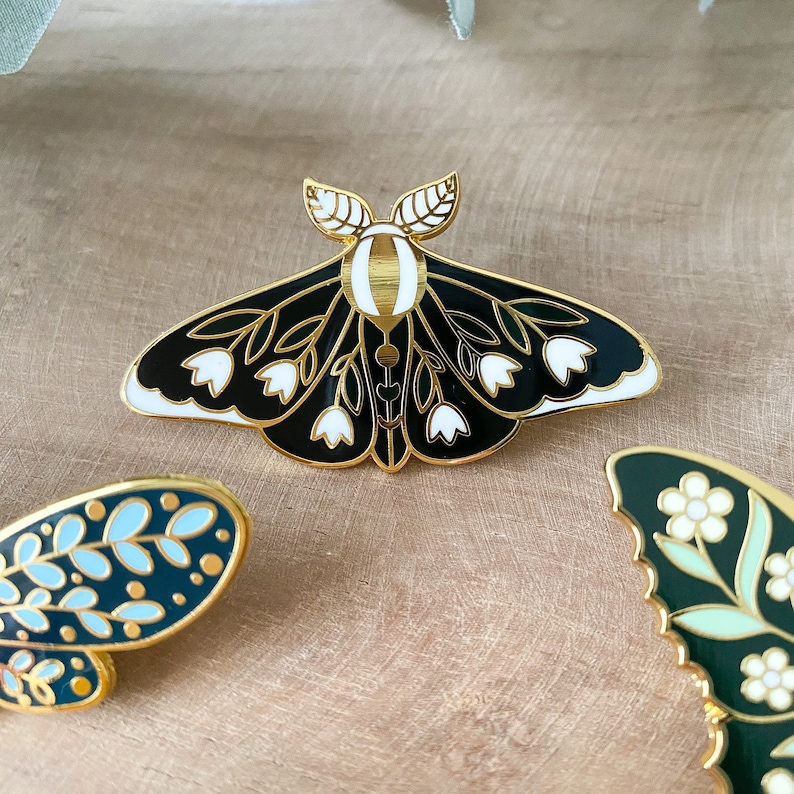 Schmetterling Pins als Anstecker in gold Buttons Motte Brosche Variante 2