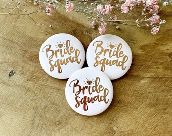 Bride Squad Buttons - stylischer Begleiter für Junggesellinnenabschied