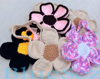 Daisy Flower Shoulder Bag - Handmade Crochet Bag, Cute Daisy Bag, Travel Bag, Crochet Shoulder Bag, Knit Flower Bag, Trendy Tote Bag