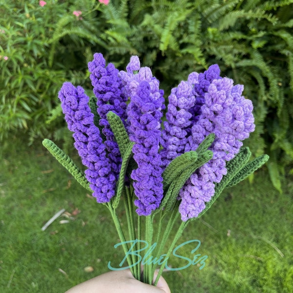 Crochet de flor de lavanda - Flor de punto, Un ramo de flores, Flor de ganchillo, Ramo de flores de ganchillo, Regalo de la madre, Flor hecha a mano