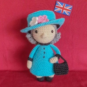 The Queen Crochet - Queen Elizabeth Crochet Doll, Amigurumi Doll, Queen Elizabeth Doll