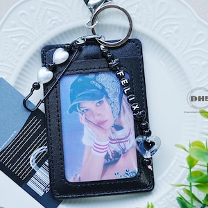 Porta-cartões de fotos estético K-pop, porta-cartões de fotos personalizado com nome K-pop, chaveiro com cartão de foto personalizado, pingente com clipe de papel e contas, berloque para bolsa