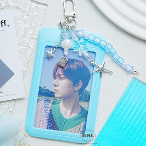 Lindo llavero de estrella de mar, accesorio de concha de perla, llavero portafotos azul personalizado, llavero con nombre Kpop personalizado, portatarjetas de identificación