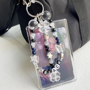 Chaveiro de acrílico transparente com foto K-POP, chaveiro com miçangas e nome personalizado, porta-cartões de foto K-POP personalizado, porta-cartões de identidade, chaveiro com foto