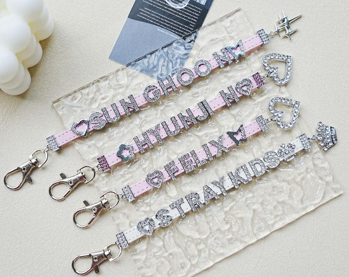Handmade Customized Name Rhinestone Letter Keychain, Personalized Shiny Letter Keychain, Bag Keychain, Heart-shaped Rhinestone Accessories