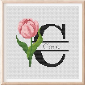 Patrón de punto de cruz del alfabeto Letra C Tulipán rosa Solo letra C Nombres personalizados Alfabeto contable Patrón PDF Letra inicial moderna digital