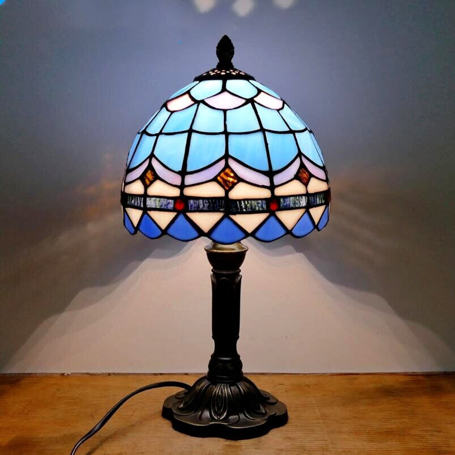 Handmade Tiffany Style Table Lamp Light Green Wisteria Stained Etsy