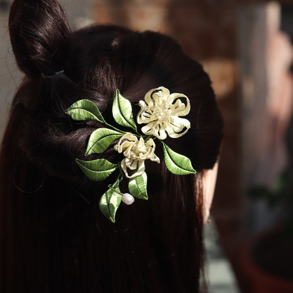 Magnolia Silk Wrapped Flowers Hairpin, Orchid Pearl Hair Fork, Antique Hanfu Headwear,  Simple Classical Hair Comb