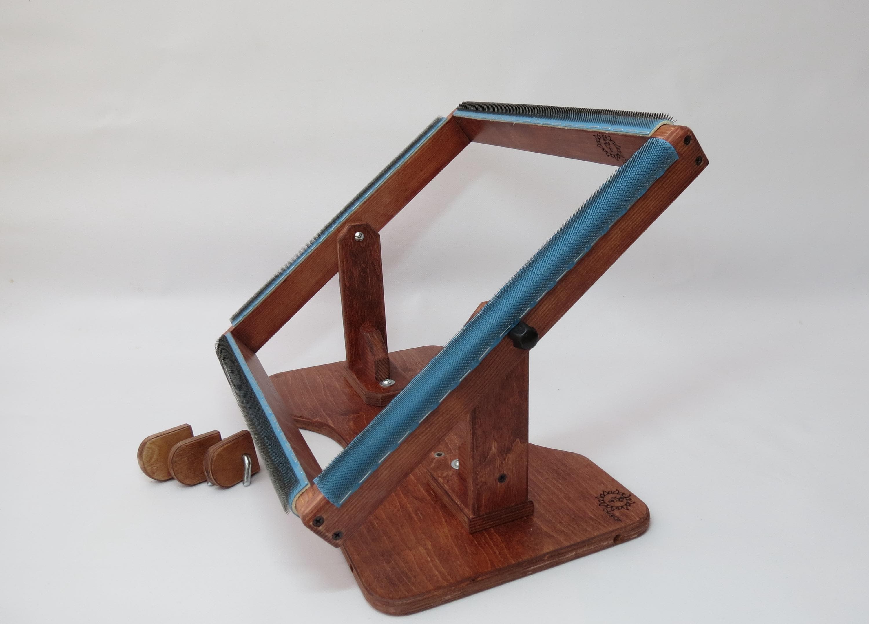 Rug Hooking Frame with standard stand - Wooden Frame for Punch Needle - Punch Frame Frame with Gripper Strip Gripper Strip for rug hooking