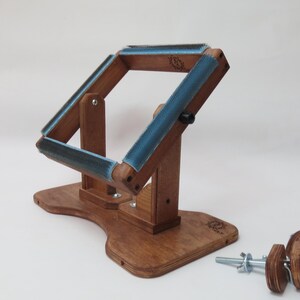 Rug Hooking Frame with Mini stand - Wooden Frame for Punch Needle - Punch Frame with Gripper Strip - Gripper Strip for rug hooking