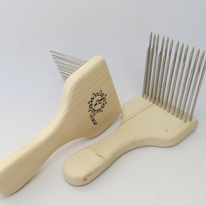 Wool combs for fine wool , Double Row , Set of 2 Hand combs , Fiber Combs ,,Combs with smooth points stainless steel for combing wool
