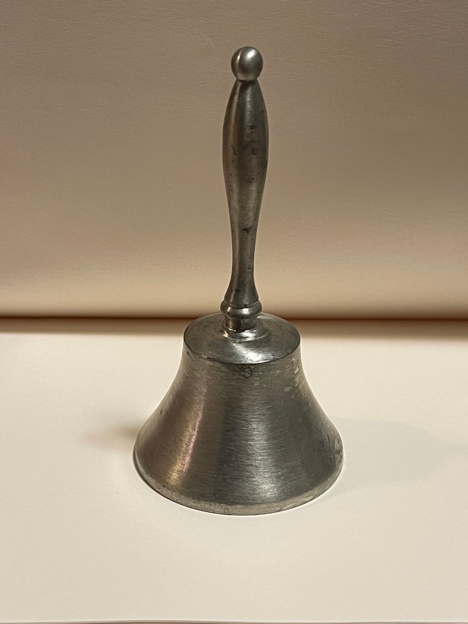 Vintage Woodbury Dinner Bell / Pewter Dinner Bell Etsy