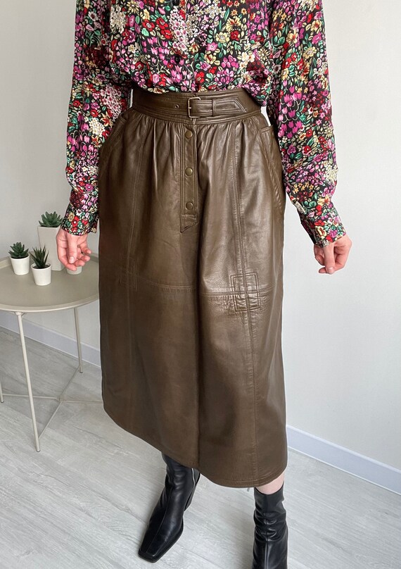 80’s Flared Skirt ESCADA Leather Long Size 36 US6… - image 4