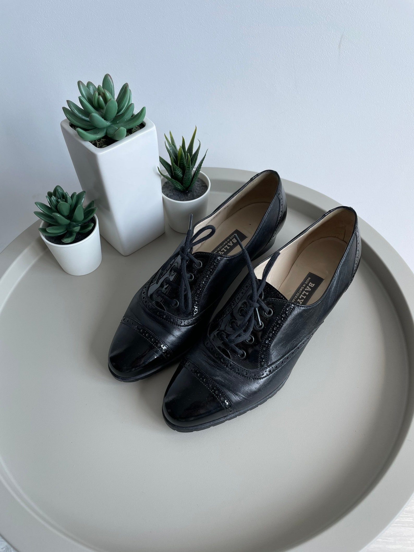 90s Vintage Bally Derby Oxfords Shoes Lace Up Almond Toe