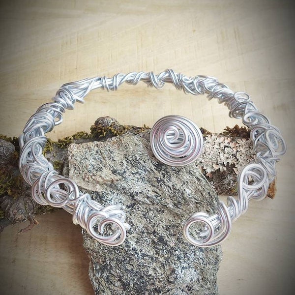 Aluminiumdraht-Halsreif , Halsreif silber , barockes Perlencollier,Medusa,offene Halskette, Ring groß silber,Halsreif silber,Wire-wrapping