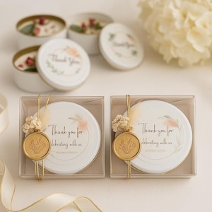 Personalized Wedding Favor Candle: Soy Wax with Dried Flowers in Sealed Gift Box