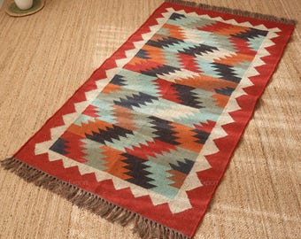 Handwoven Wool Jute Kilim Rug: Southwestern Boho Tribal Design