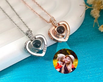 Collar de fotos personalizado • Collar de proyección de fotos • Regalo para ella • Collar con colgante de corazón • Regalo de Navidad