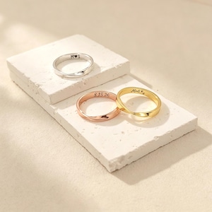 Anpassad namnring • Personlig Möbius Twist-ring • Graverad textring • Silverring • Present till henne