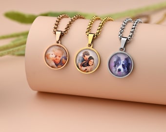 Personalized Photo Necklace • Engraved Necklace • Pet Photo Necklace • Perfect Gift for Loved Ones • Mother's Day Gift